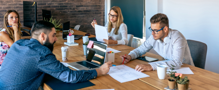 Modern varicose veins treatment in India — endovenous laser procedure in progress